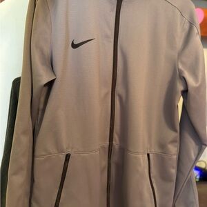 Nike Men’s Small Performance Jacket in GrayNWOT or junior boys Large!